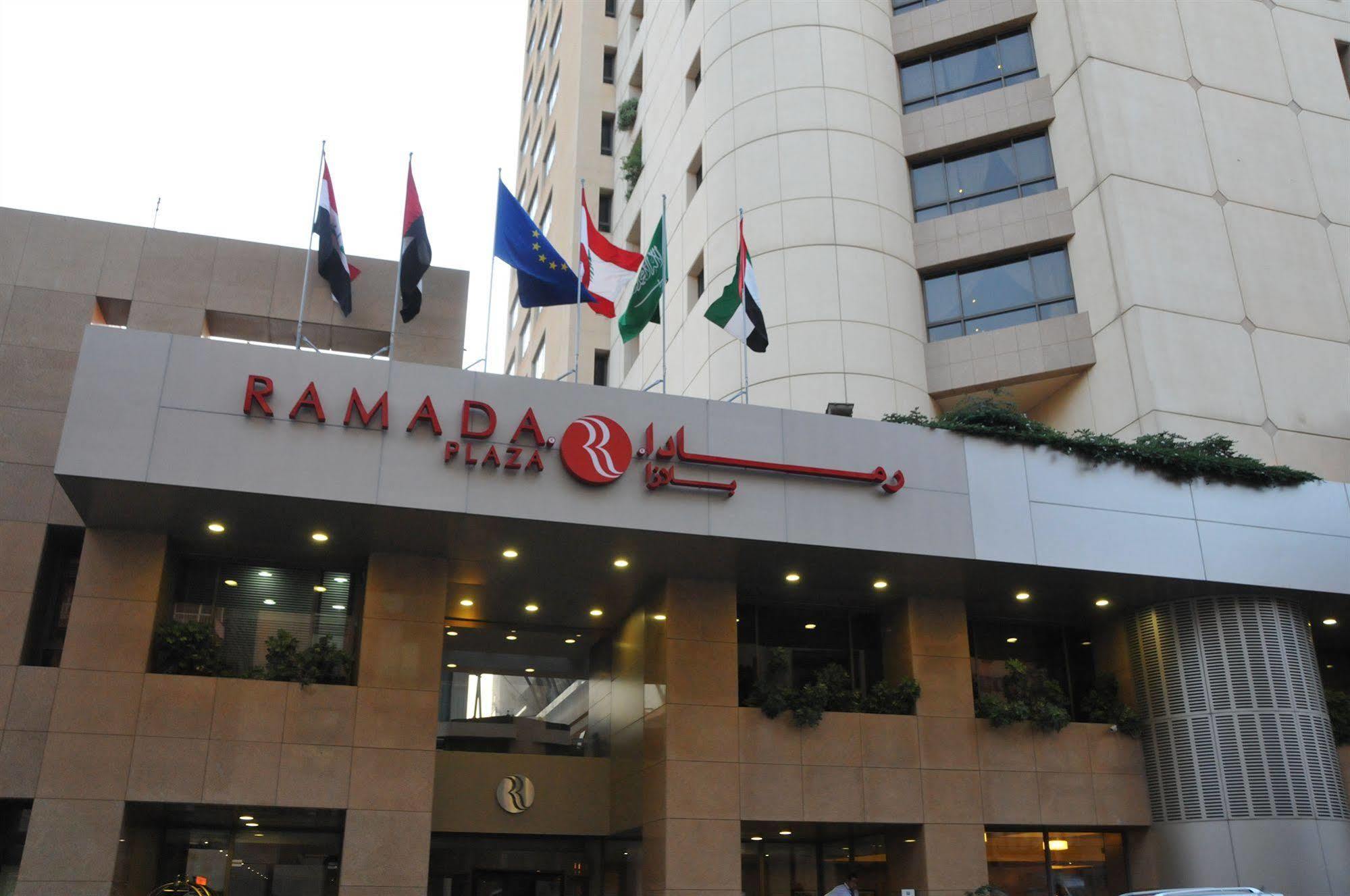 Hotel Ramada Plaza by Wyndham Beirut Raouche Exterior foto